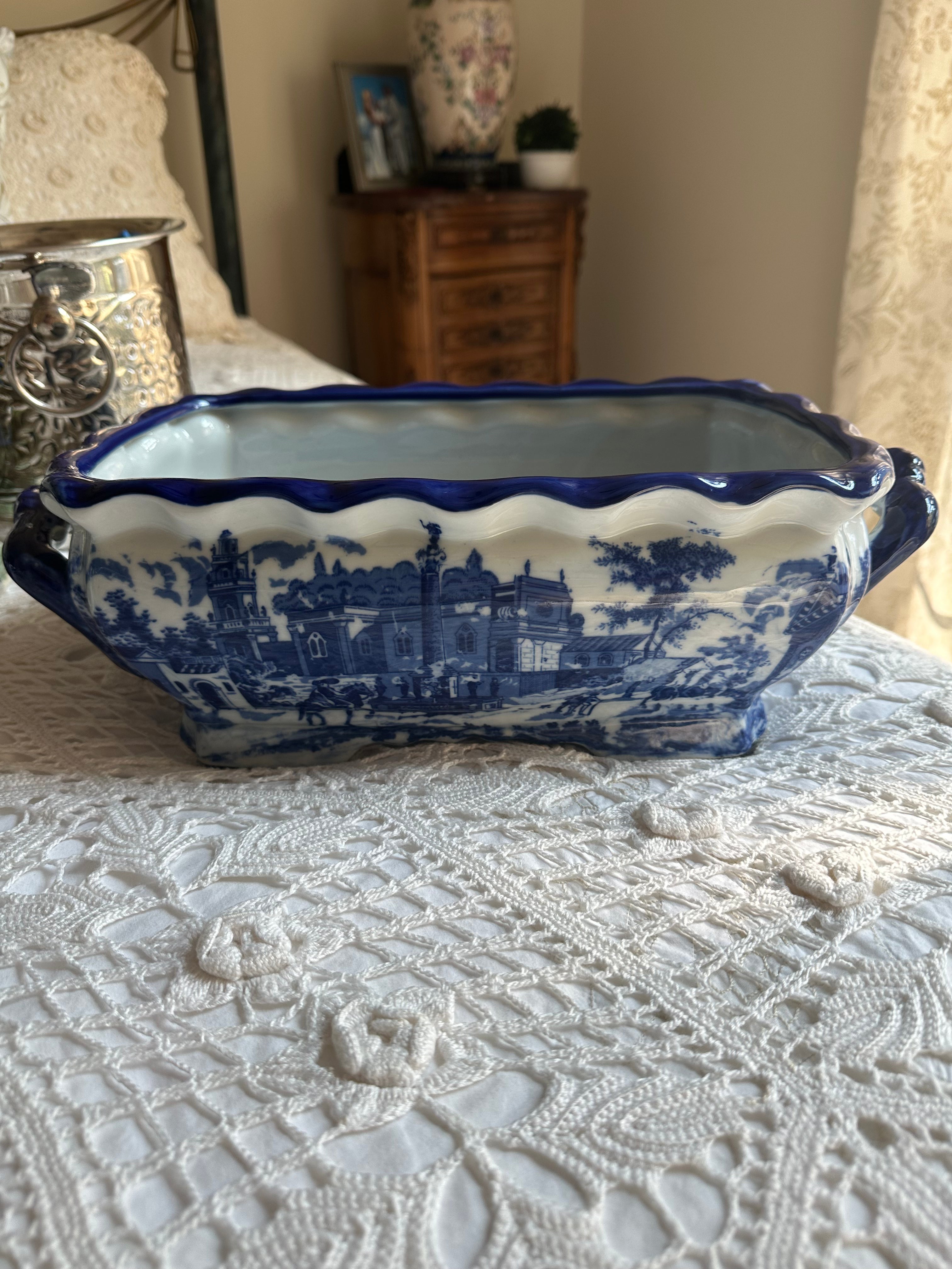 Vintage Blue & White Castle Motif Foot Bath