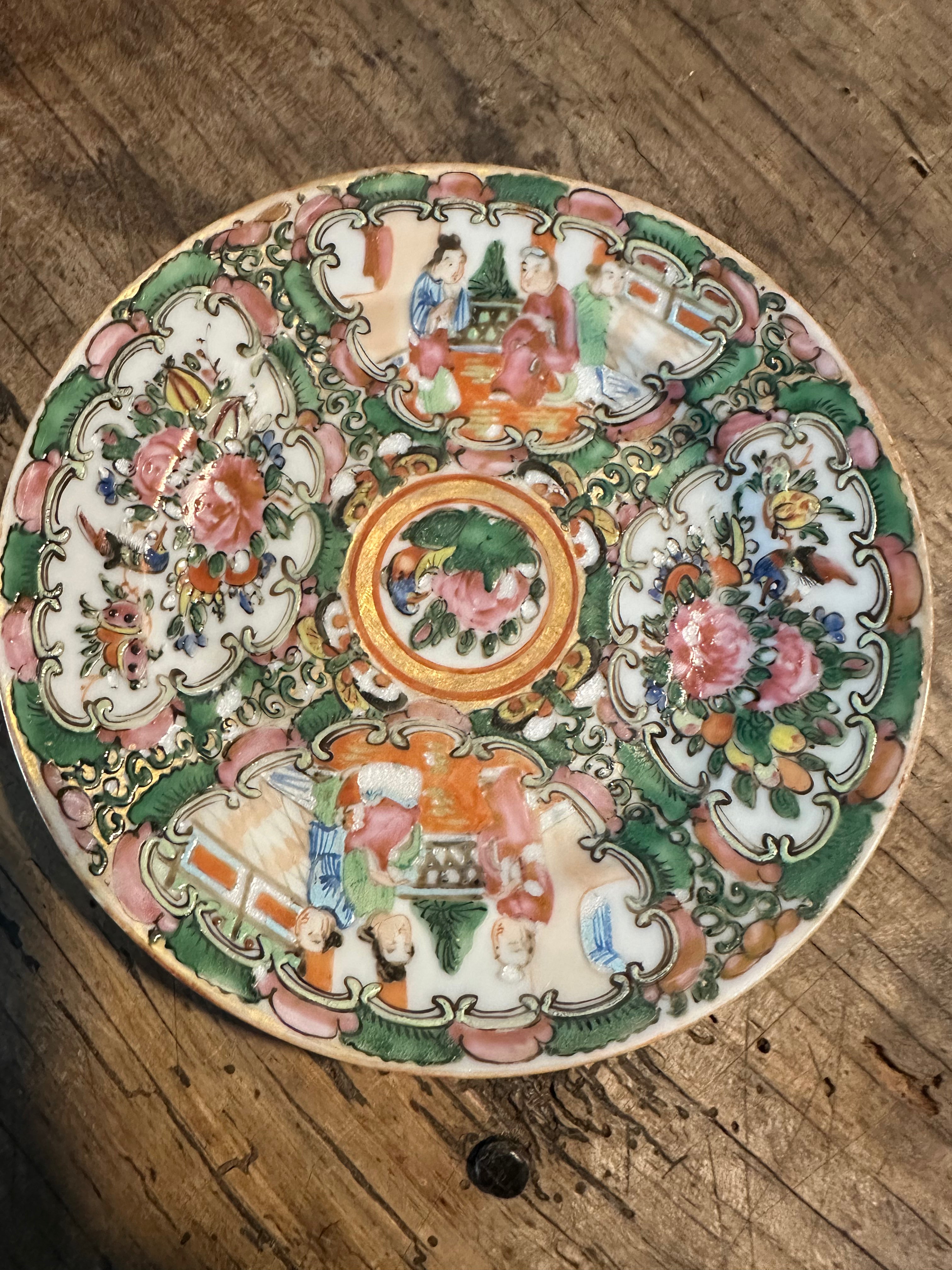 Antique Rose Medallion Small Plate – 6.25 Inches
