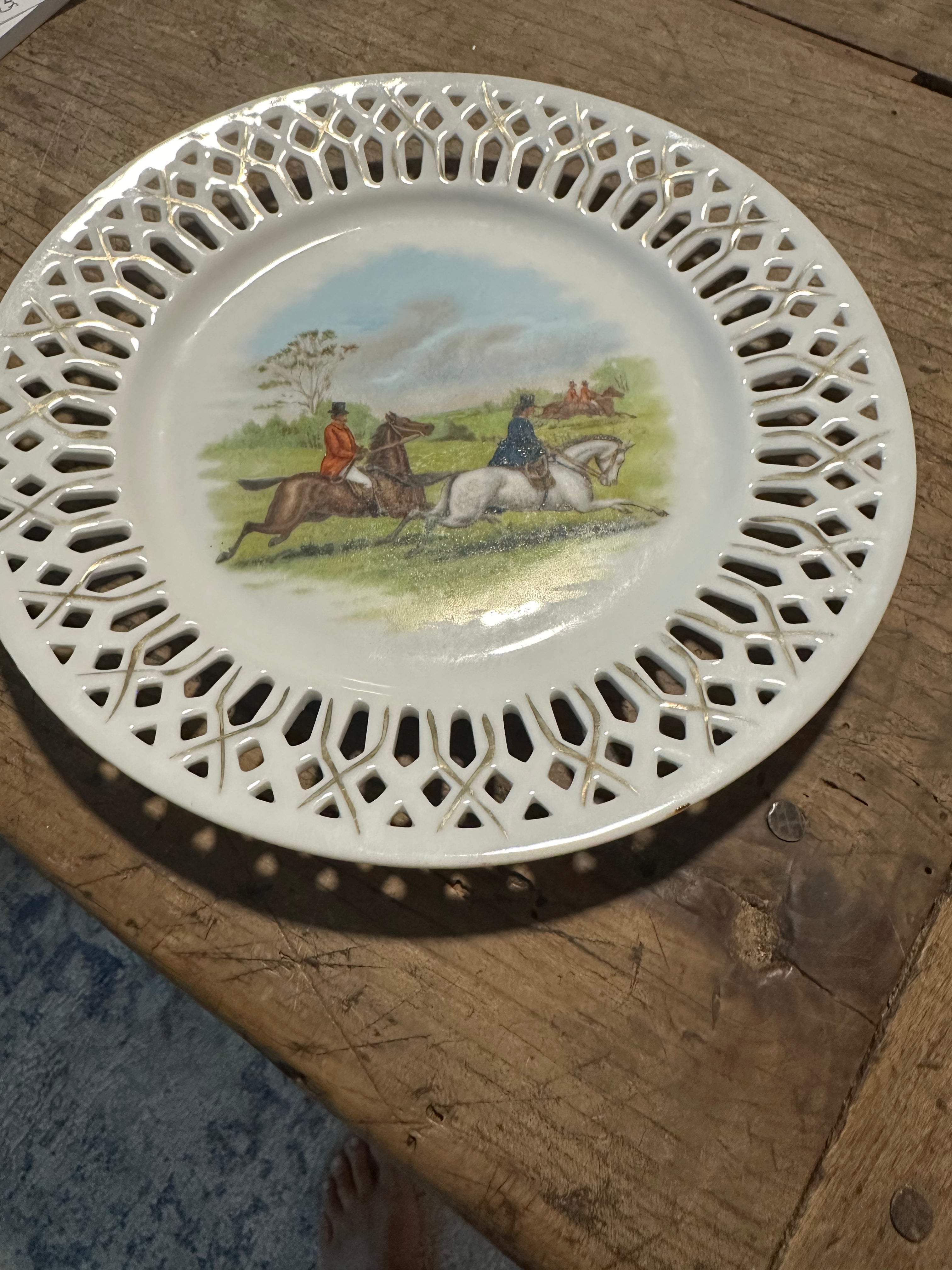 Vintage 1930s Reticulated Hunt Scene Plate – 9"