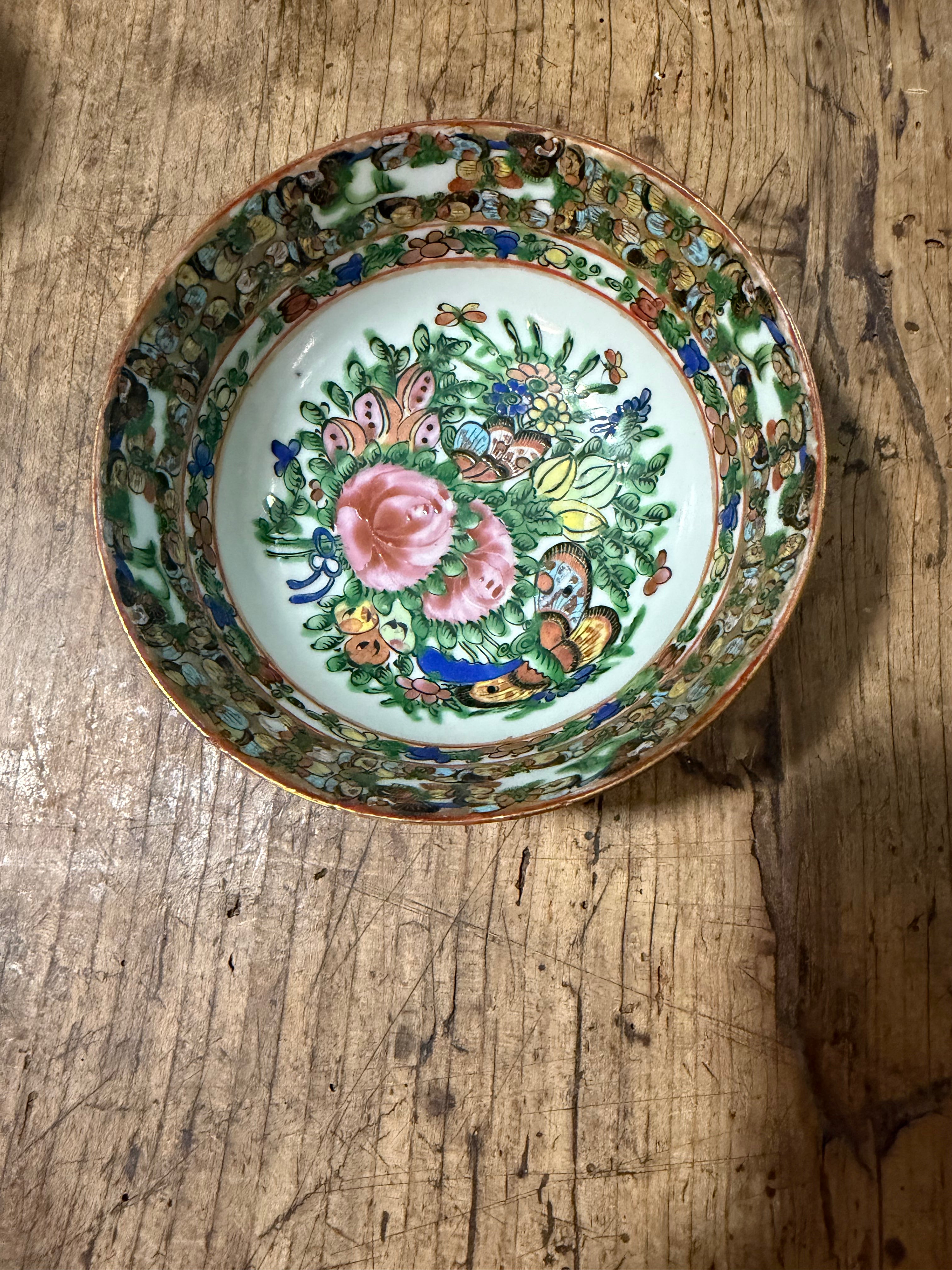 Antique Rose Canton "Thousand Butterflies" Porcelain Bowl – Circa 1900, 5"