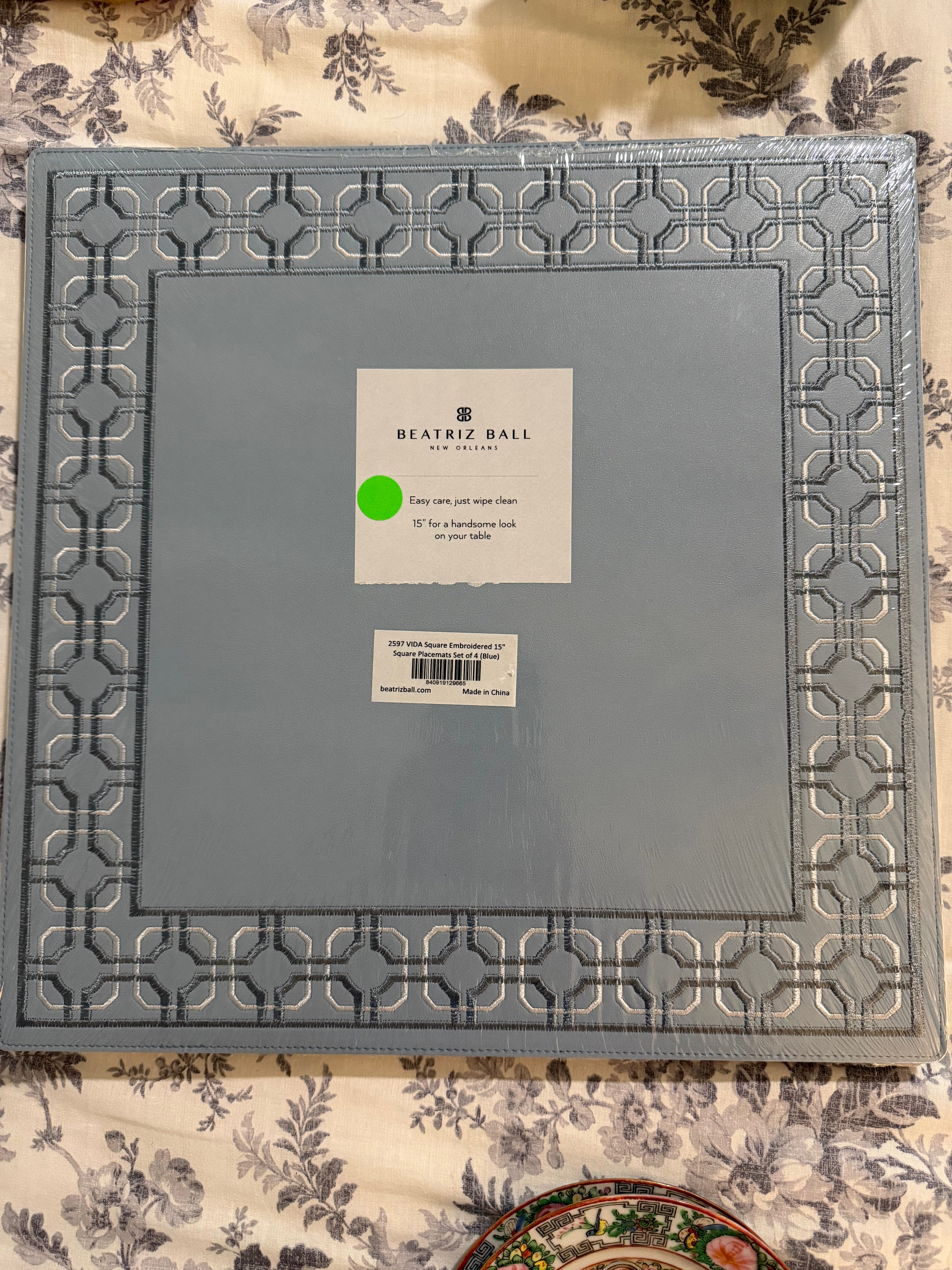 Beatriz Ball Blue Square Placemats with Geometric Border – Set of Four