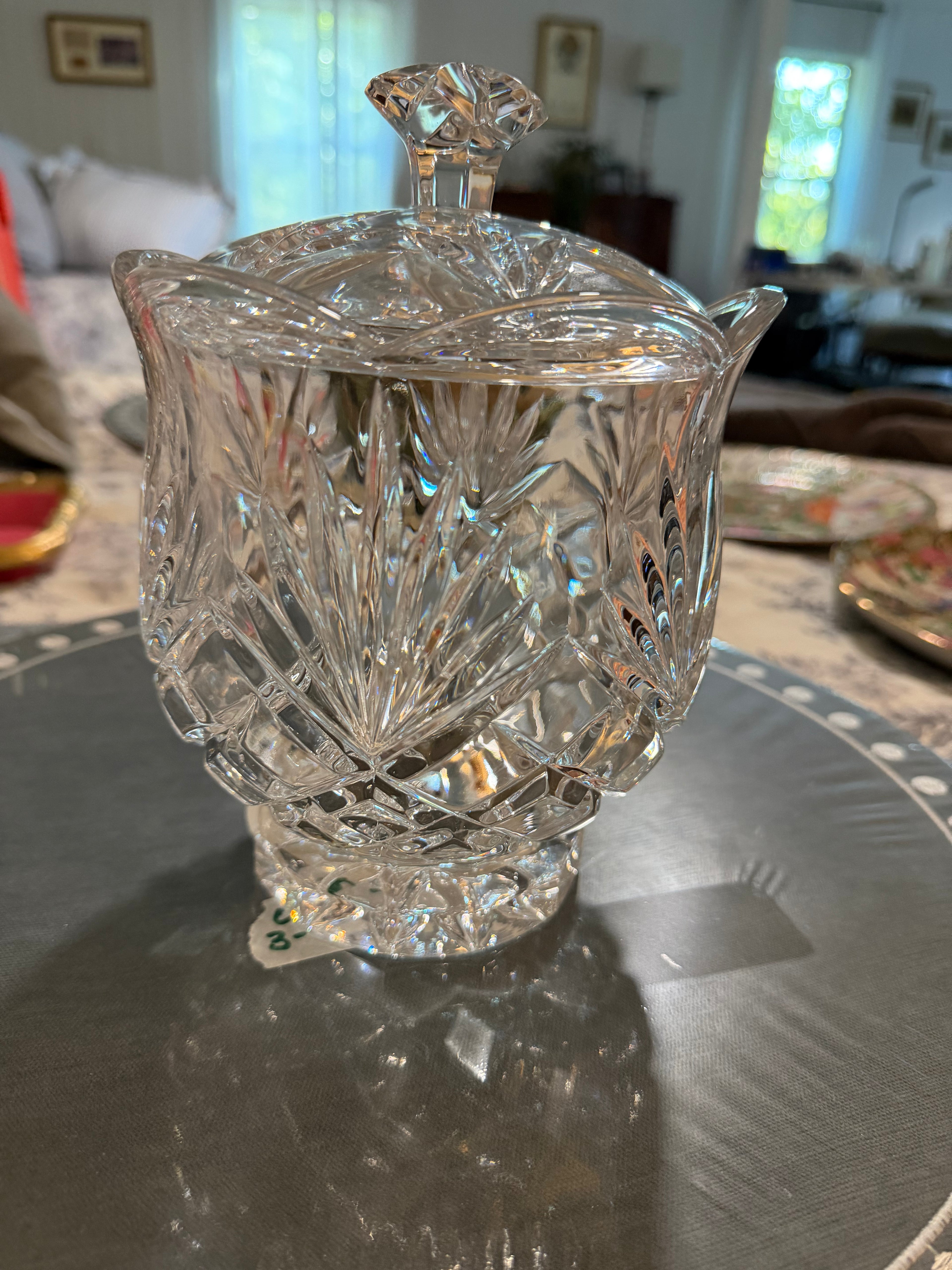 Cut Crystal Biscuit Jar with Scalloped Rim – 8.5 Inches