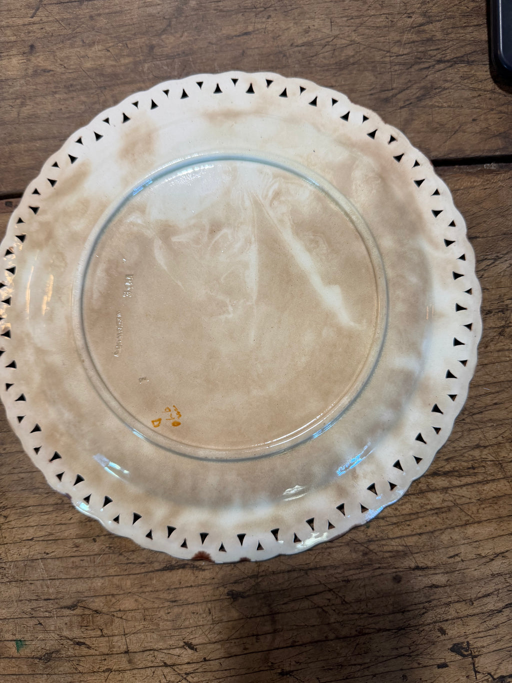 Antique Sarreguemines Majolica Ivy and Berry Plate – 7.5 Inches