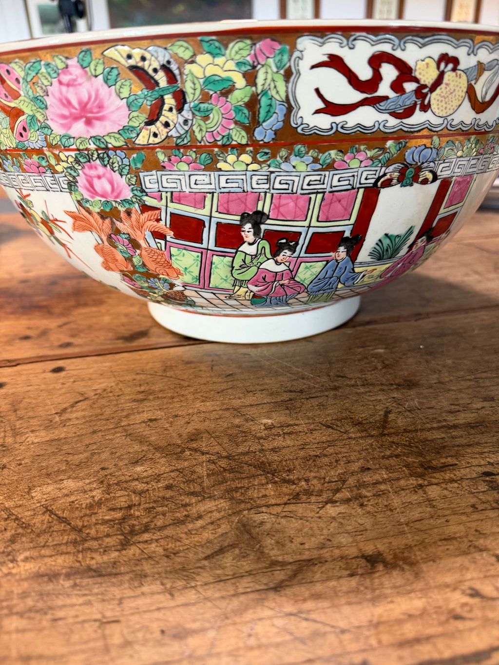 Vintage Rose Medallion Punch Bowl – 13.5 Inches