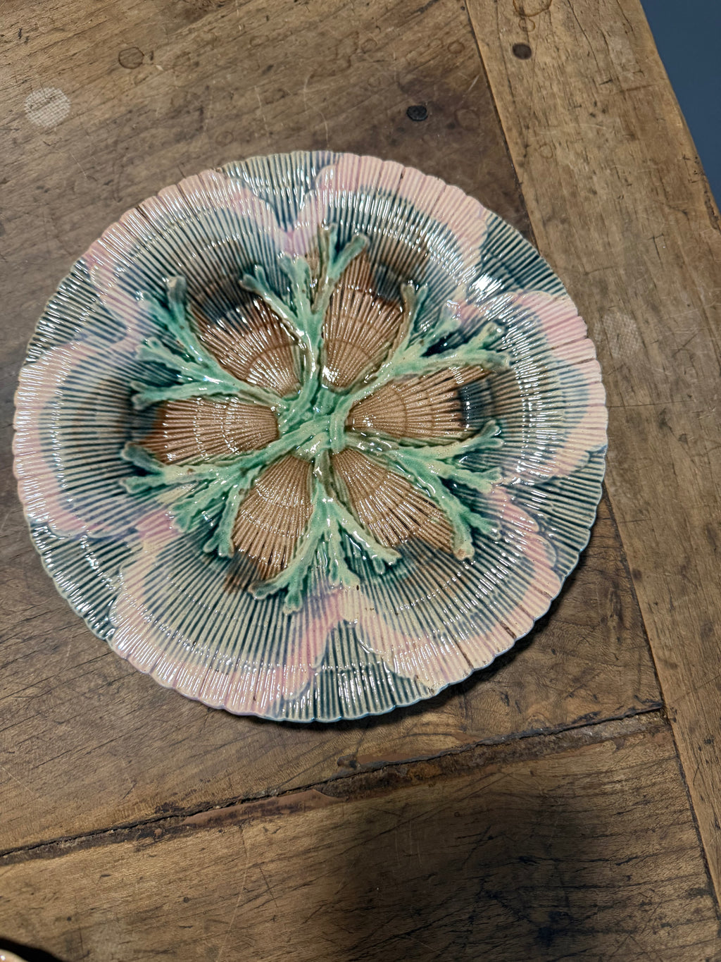 Vintage Portuguese Majolica Shell and Seaweed Plate – 10.5 Inches