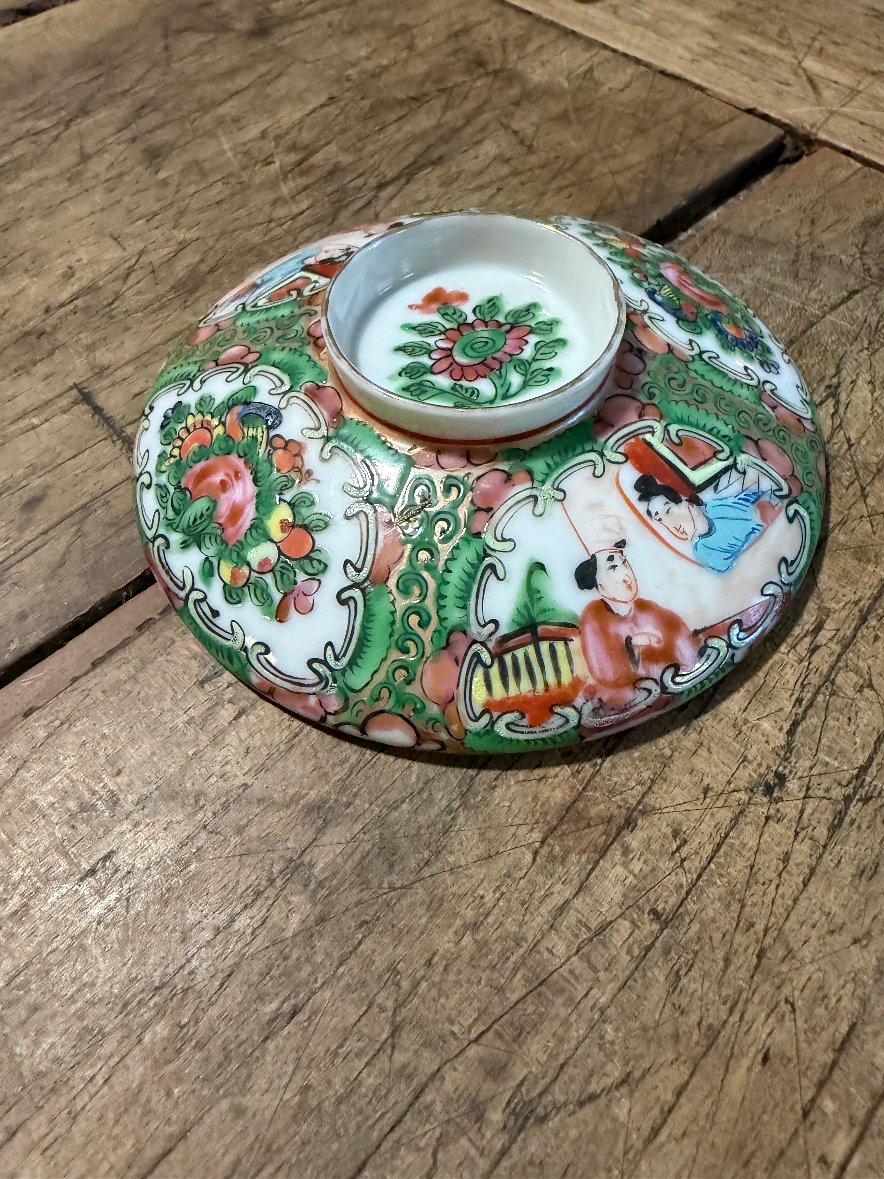 Antique Rose Medallion Bouillon Bowl Lid – 4.25 Inches