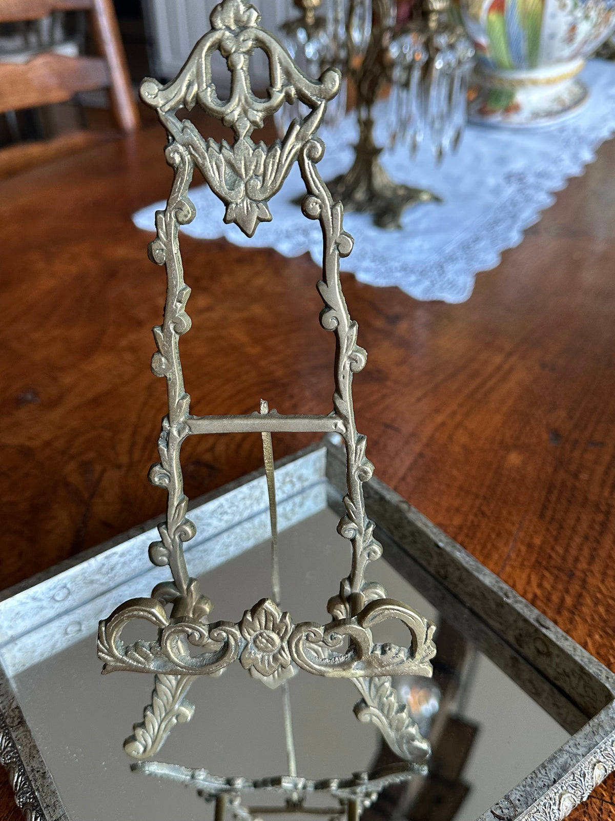 Vintage Ornate Brass Display Easel | French Style Tabletop Plate & Frame Stand | 10 Inch Decorative Easel